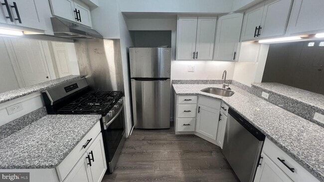 Building Photo - 58 Chews Landing Rd