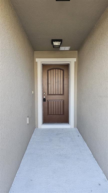 Building Photo - 308 Lake Lucerne Way
