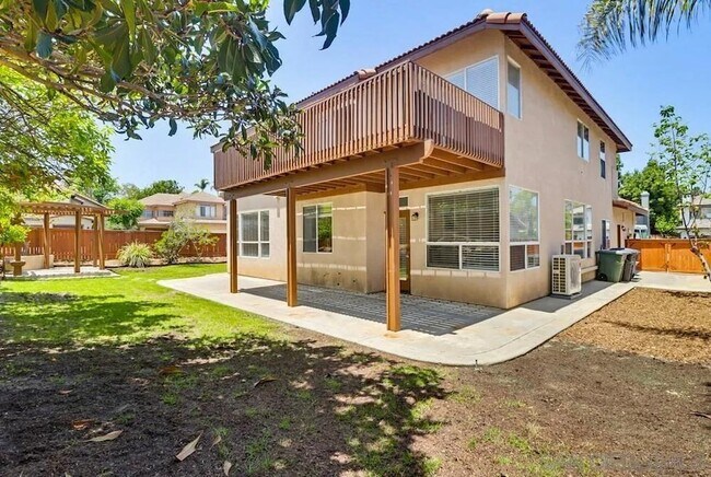 Building Photo - 1100 Corrales Ln