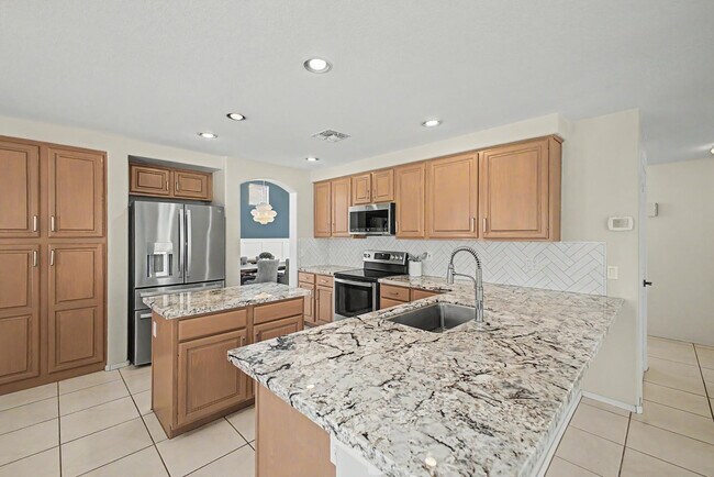 Building Photo - 7464 W Potter Dr