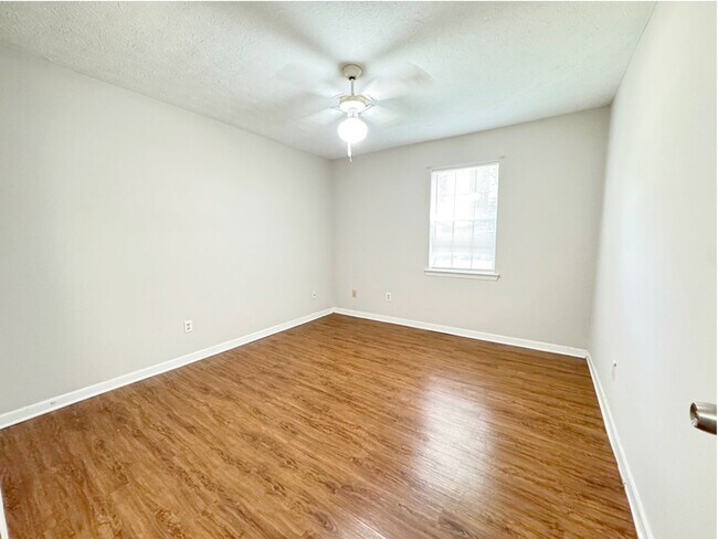 Building Photo - 2945 Sawgrass Trail SW