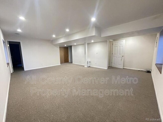 Building Photo - 16161 W 64th Way