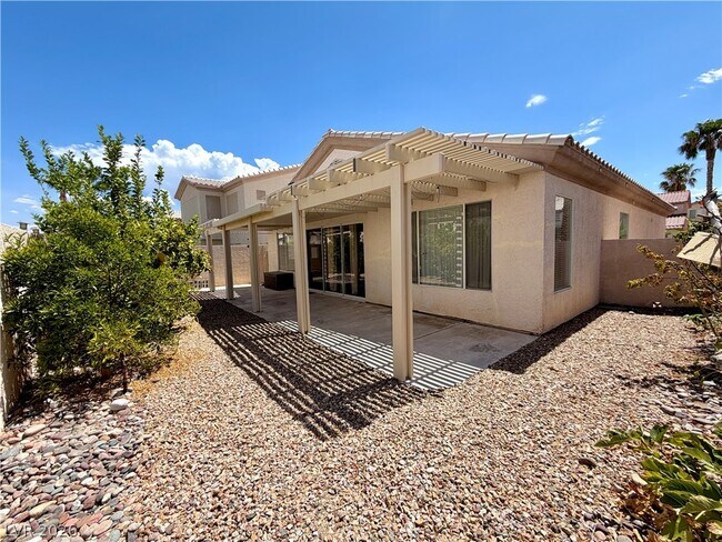 Building Photo - 322 Turtle Peak Ave