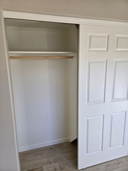 Building Photo - 1812 N Rose Quartz Dr