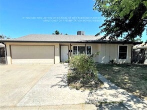 Building Photo - 10813 Oakton Way