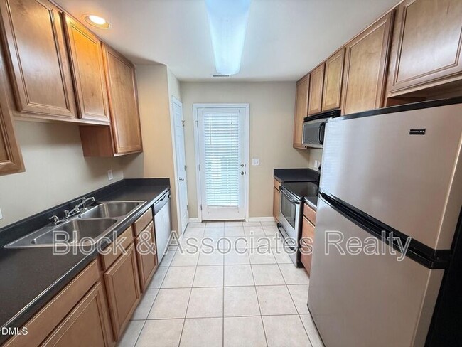 Building Photo - 9911 Cleaver Ct