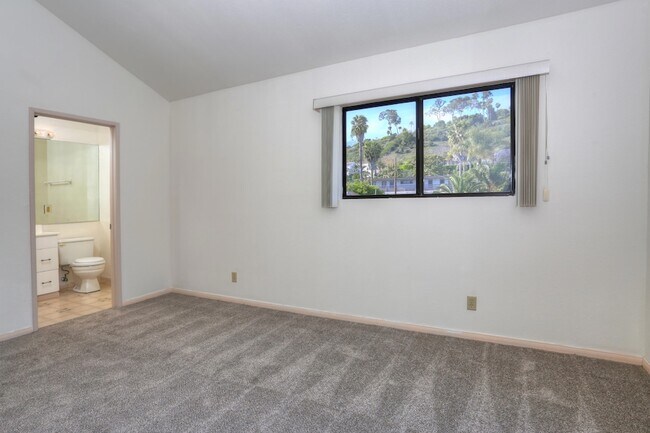 Building Photo - 34 Ocean View Ave