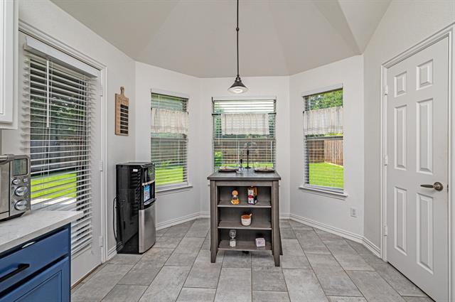 Building Photo - 8309 Green Ash Dr
