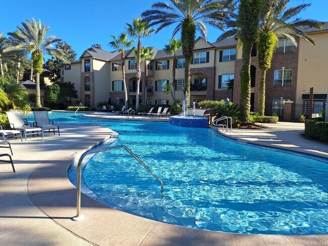 Building Photo - Ground Floor Condo at Gate Pkwy