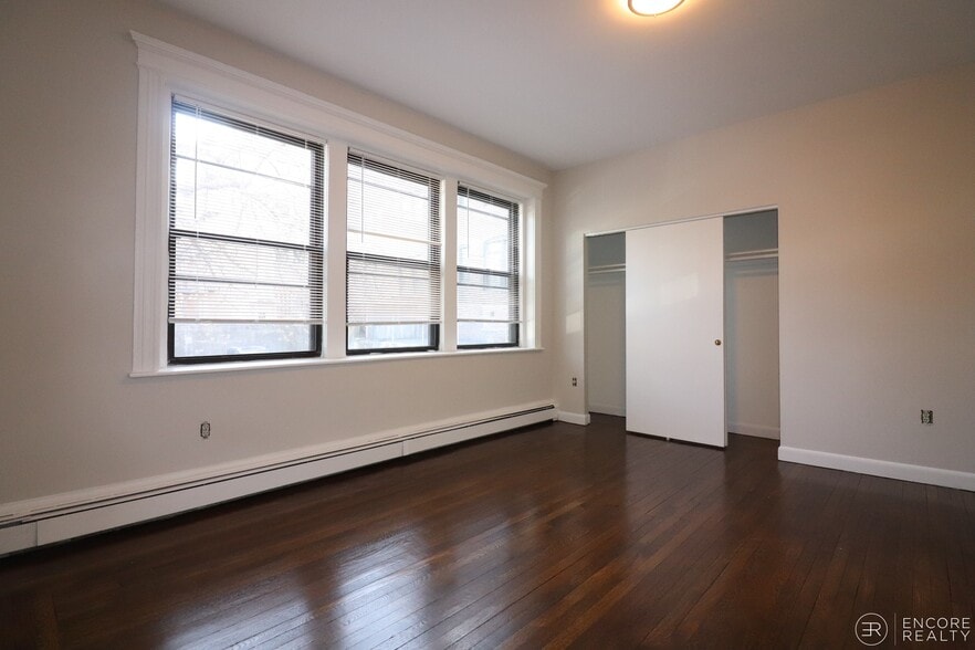 Building Photo - 31 Stearns Rd