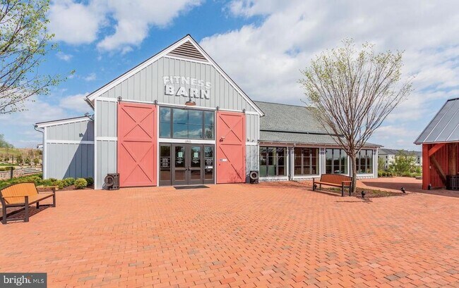 Building Photo - 18095 Red Mulberry Rd