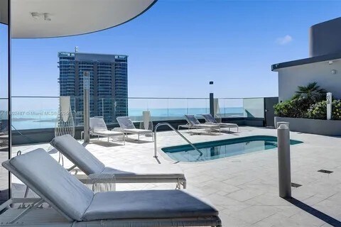 Building Photo - 1000 Brickell Plaza