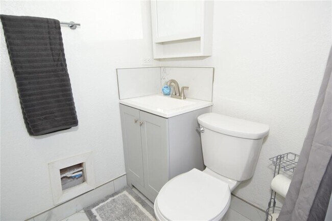 Building Photo - 156 146th Ave