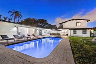 Building Photo - 4322 Polk St