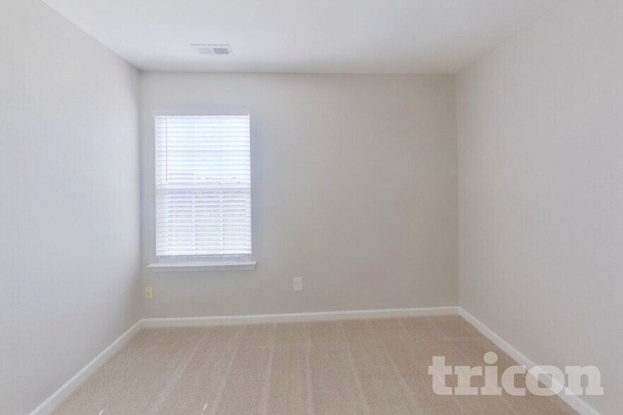 Building Photo - 13730 Elsie Caldwell Ln