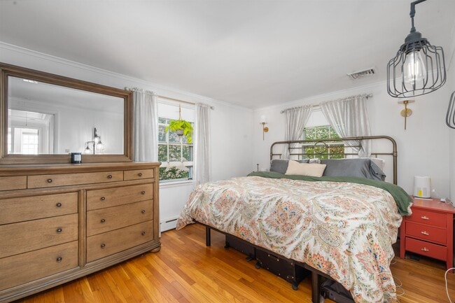 Building Photo - 468 Union Ave