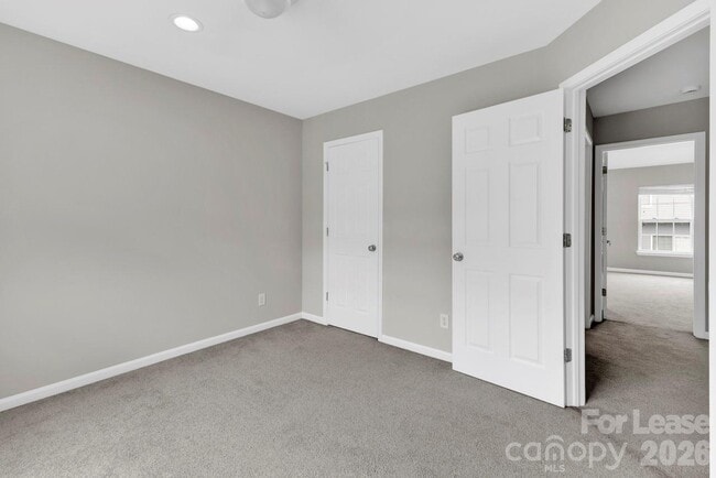 Building Photo - 10350 Stineway Ct