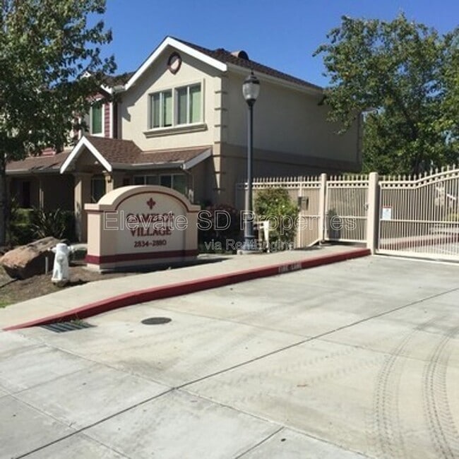 Building Photo - 2836 Grove Way