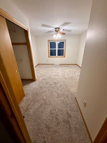 Master Bed - 2042 Cliff Alex Ct S