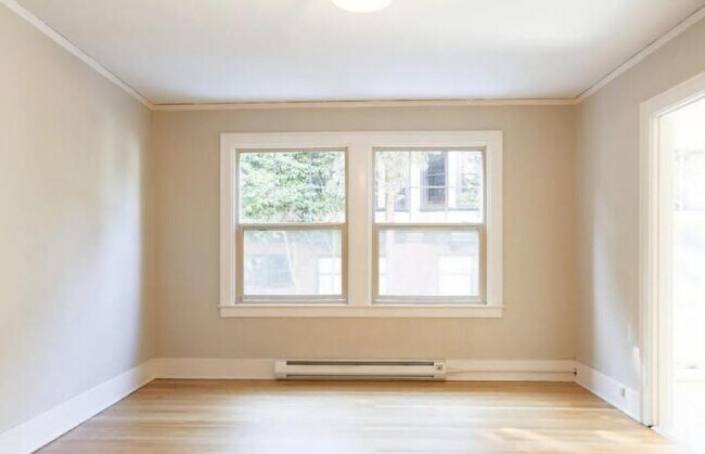Building Photo - 1 bedroom in Seattle WA 98102