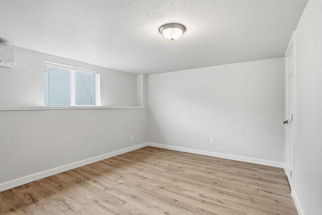 Building Photo - 3440 N Huetter Rd