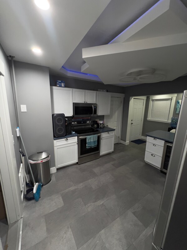 Building Photo - 107 Summer St