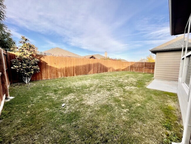 Building Photo - 1809 Whistler Dr