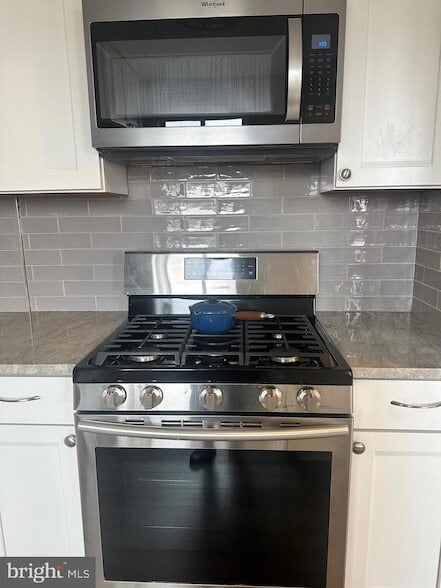 Building Photo - 8315 N Brook Ln