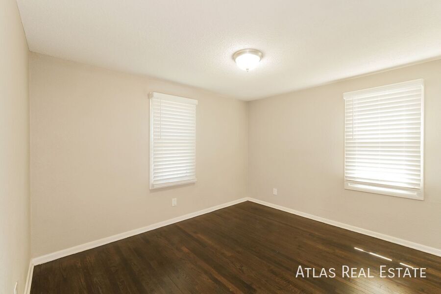 Building Photo - 9 W 89 Terrace