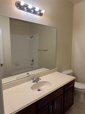 Building Photo - 6024 Bertrand Dr