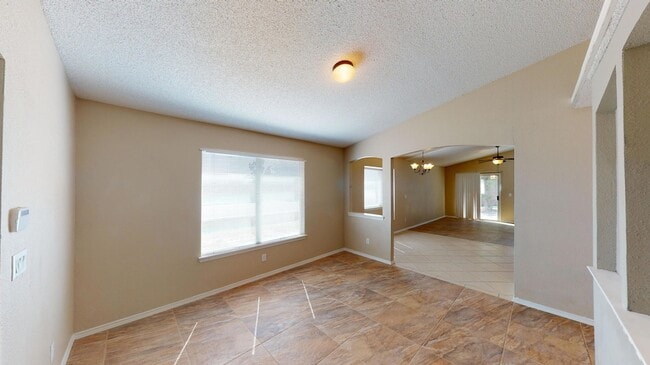 Building Photo - 14336 Desert Sage Dr