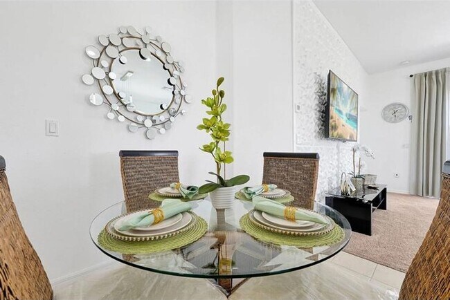 Building Photo - Stunning Fully Furnished and Decorated home in Davenport with Private Pool!