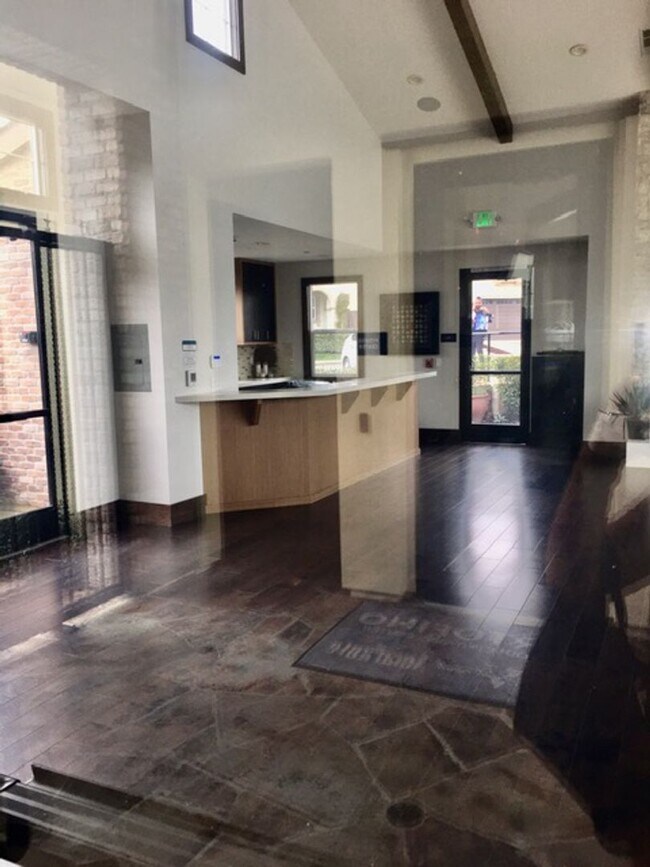 Building Photo - Terrific 4 bed 3.5 Home in Wonderful San Ramon! Great Schools, Shopping, Restaurants!
