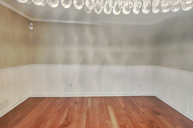 Building Photo - 4623 Huntridge Dr