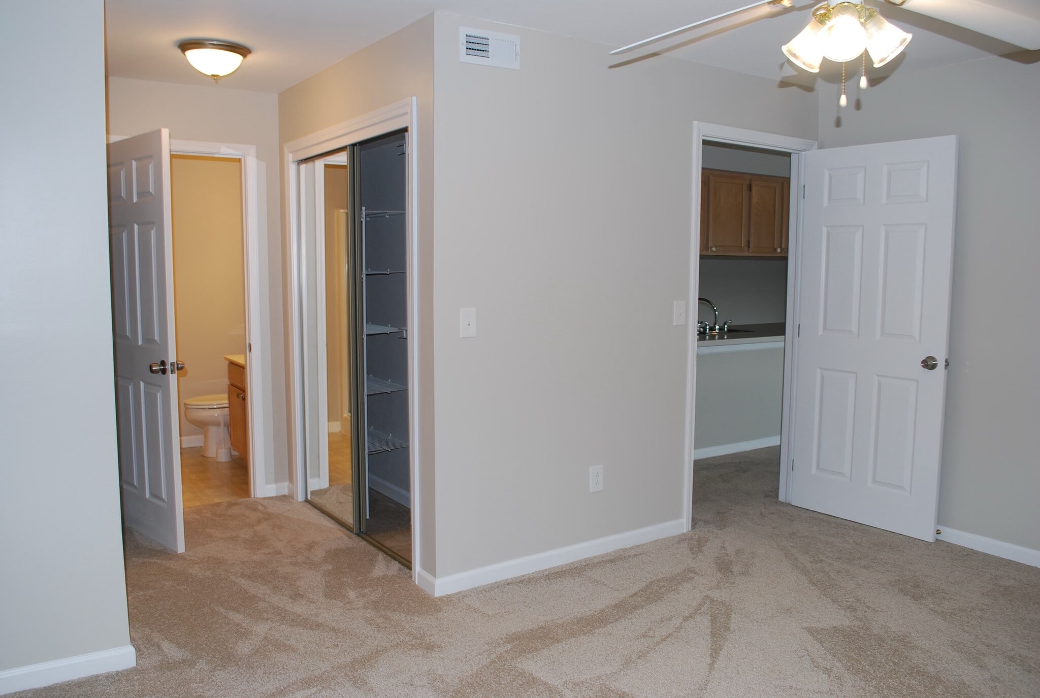 Building Photo - 22666 Lenox Dr