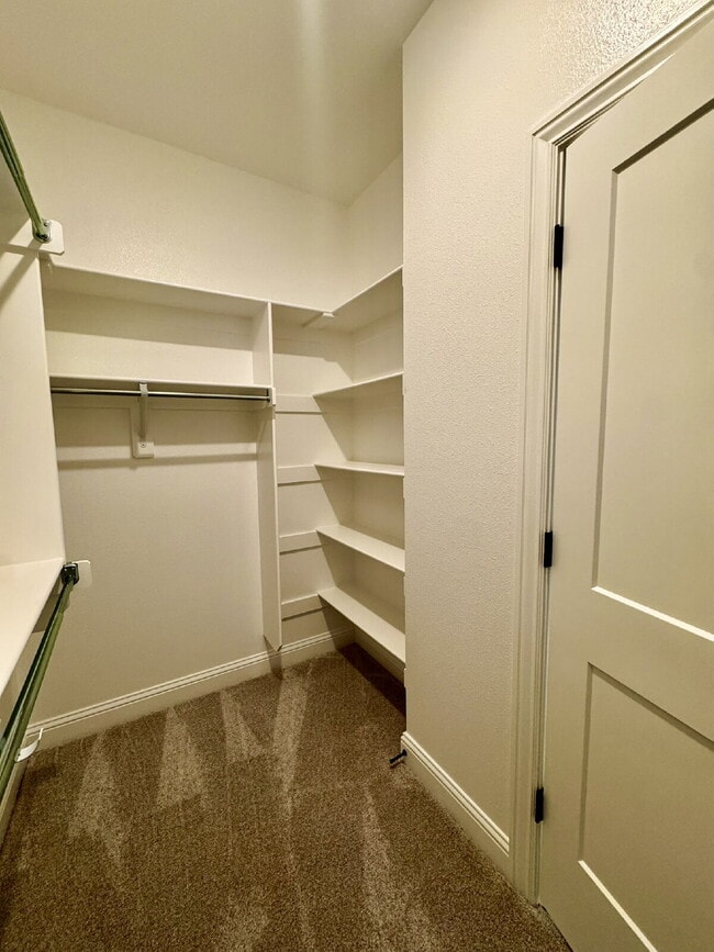 Building Photo - 6747 Winterwood Ave