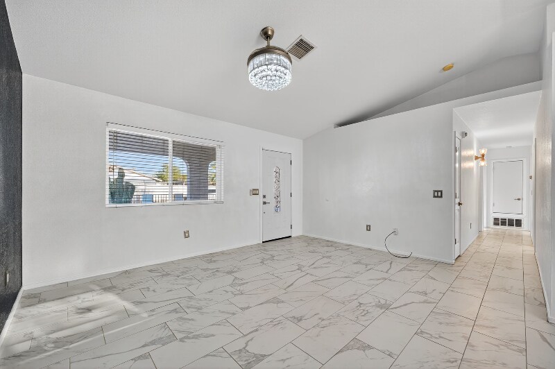 Building Photo - 571 S Burgess Ave