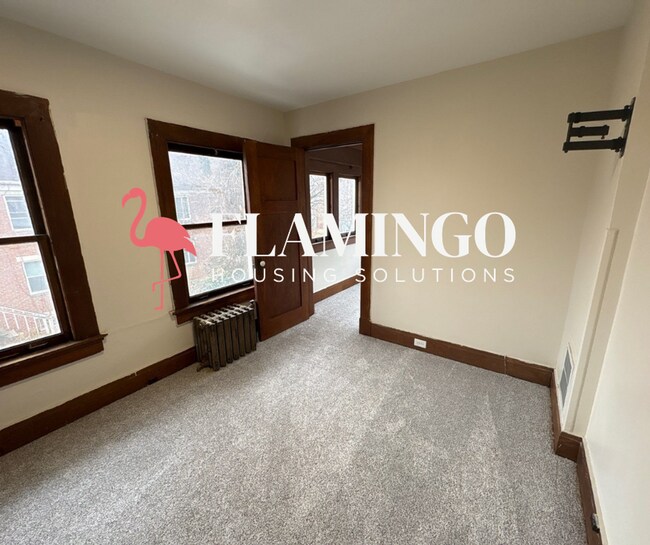 Building Photo - 2715 N Main St