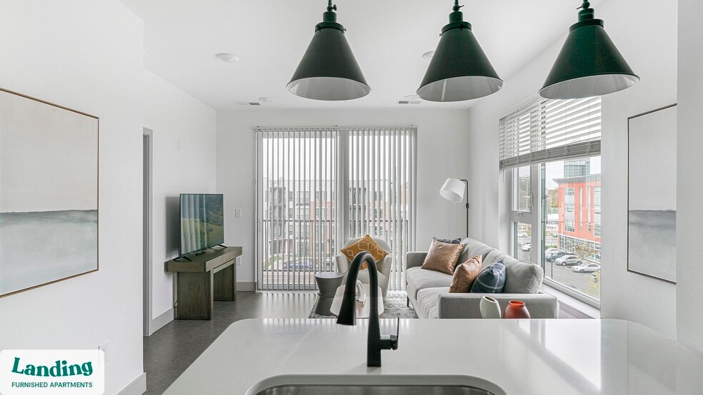 Building Photo - 2005 Brook Rd