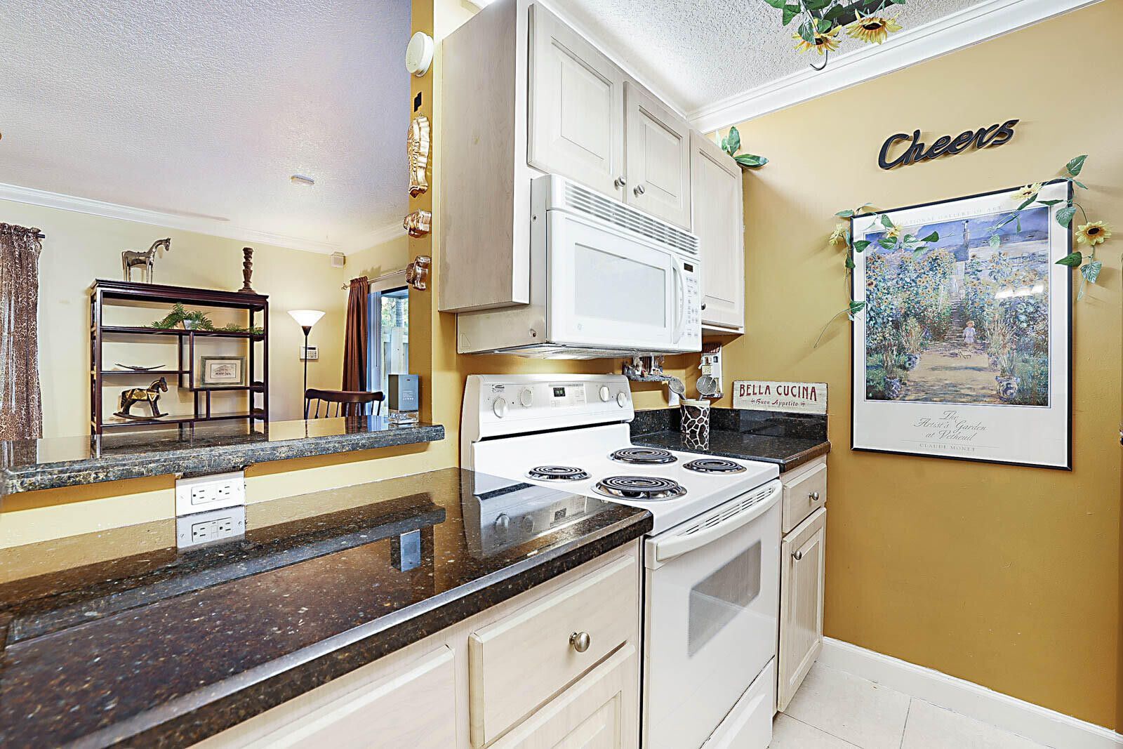 Building Photo - 30 Crossings Cir