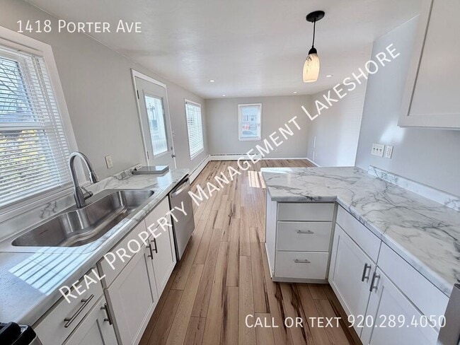 Building Photo - 1418 Porter Ave