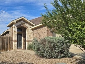 Building Photo - 239 Hidden Springs Dr