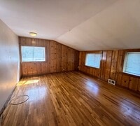 Building Photo - 1610 N Stewart St