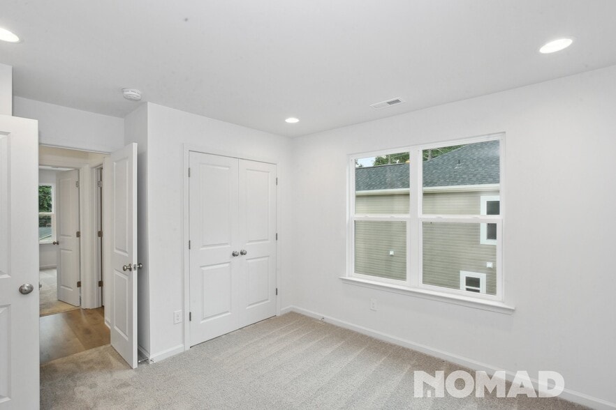Building Photo - 2117 Gemway Dr
