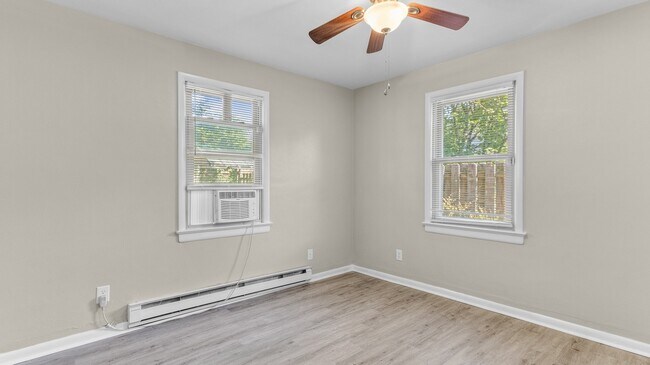 Building Photo - 9103 Hammett Ave