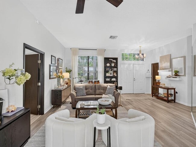 Building Photo - 357 Waterford Cir W