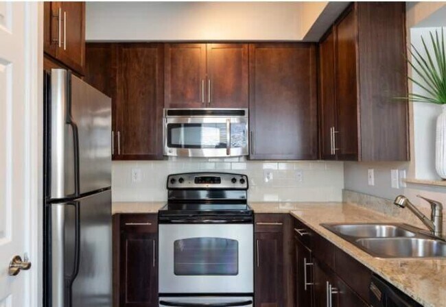 Building Photo - 1 bedroom in Dallas TX 75206
