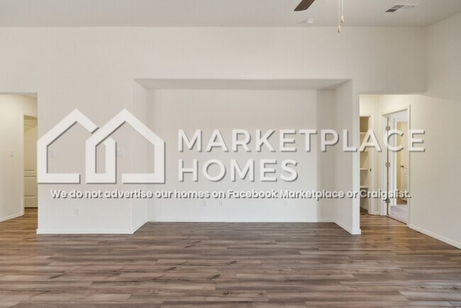 Building Photo - 975 Barkwell Dr SW