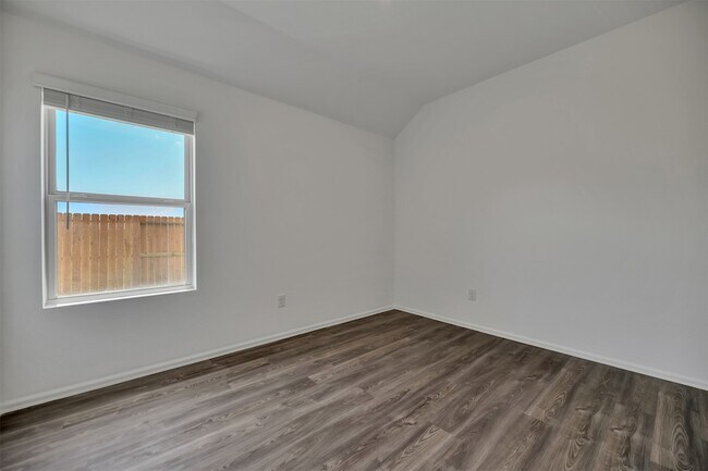 Building Photo - 7303 Keechi Pl