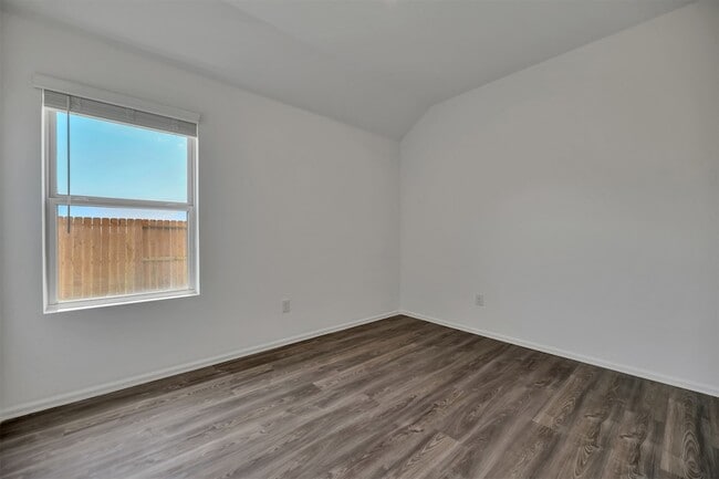 Building Photo - 7402 Keechi Pl
